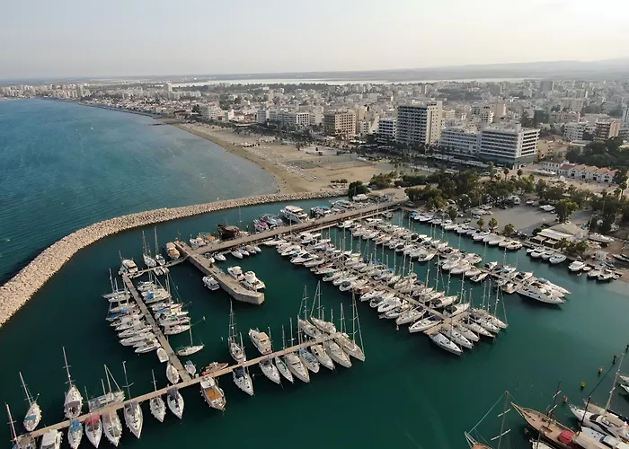 Citycenter Next To The