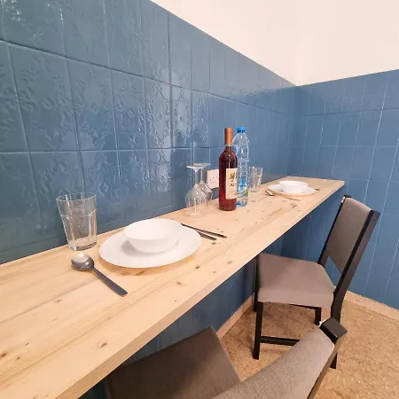 Citycenter Next To The Homestay