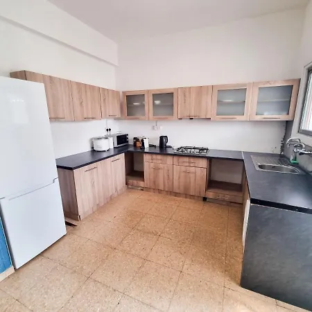 Citycenter Next To The *