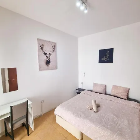 Citycenter Next To The ホームステイ